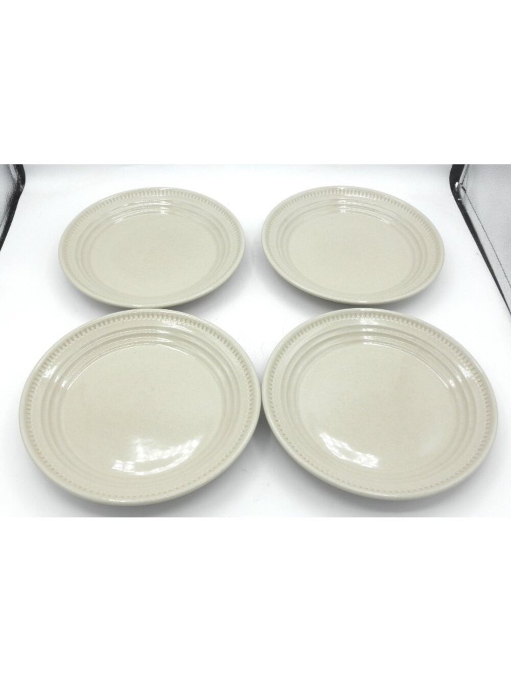 Craft Colors Oatmeal by Dansk 8 Inch Salad Plates Set of 4 Pattern Code: DANCRCO - Picture 1 of 7